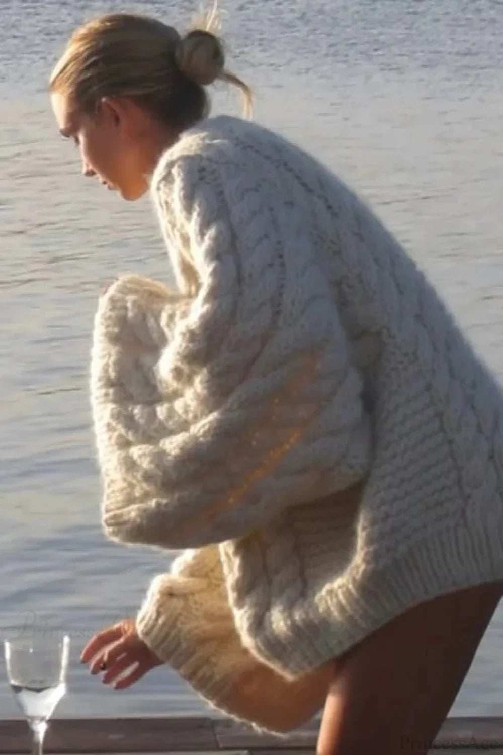 Cable Knit Jumper with Wide Sleeves and Loose Fit for Women