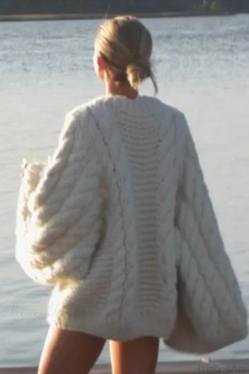 Cable Knit Jumper with Wide Sleeves and Loose Fit for Women
