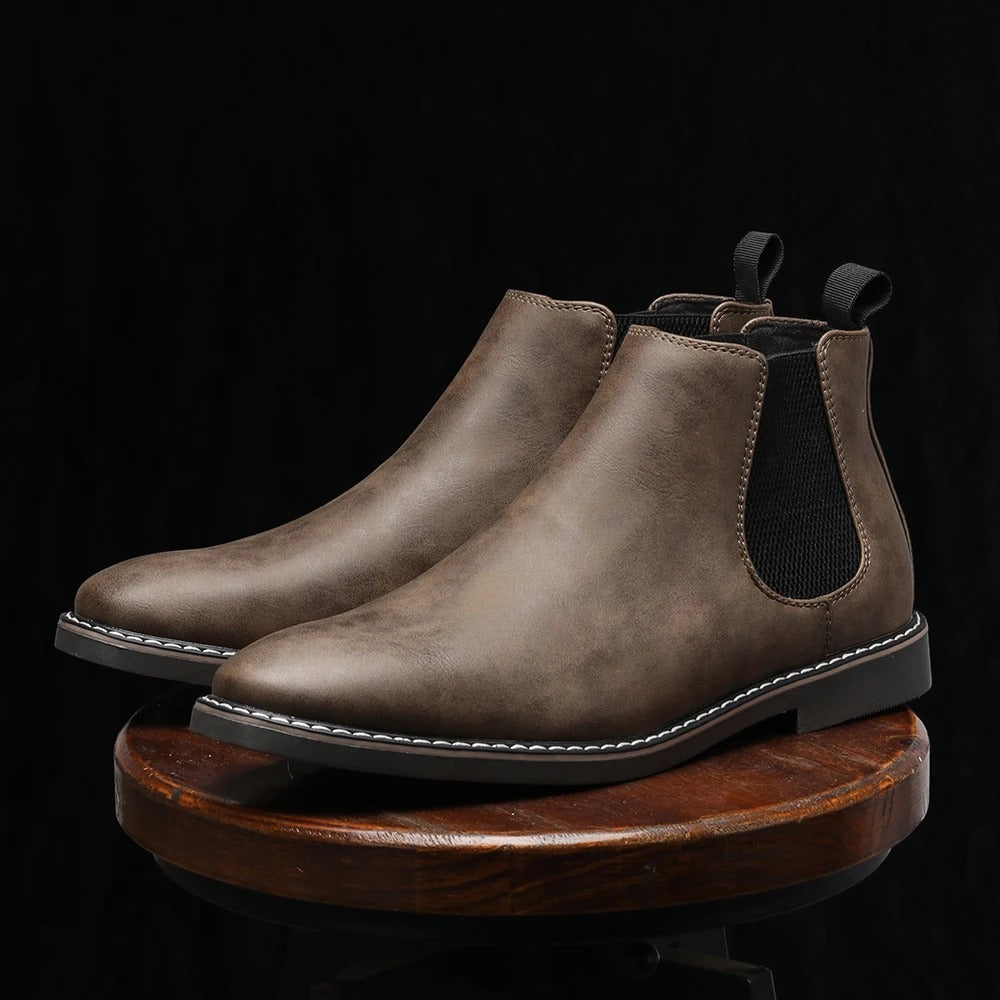 Chelsea Boots with Elastic Panels and Pull Tabs for Men