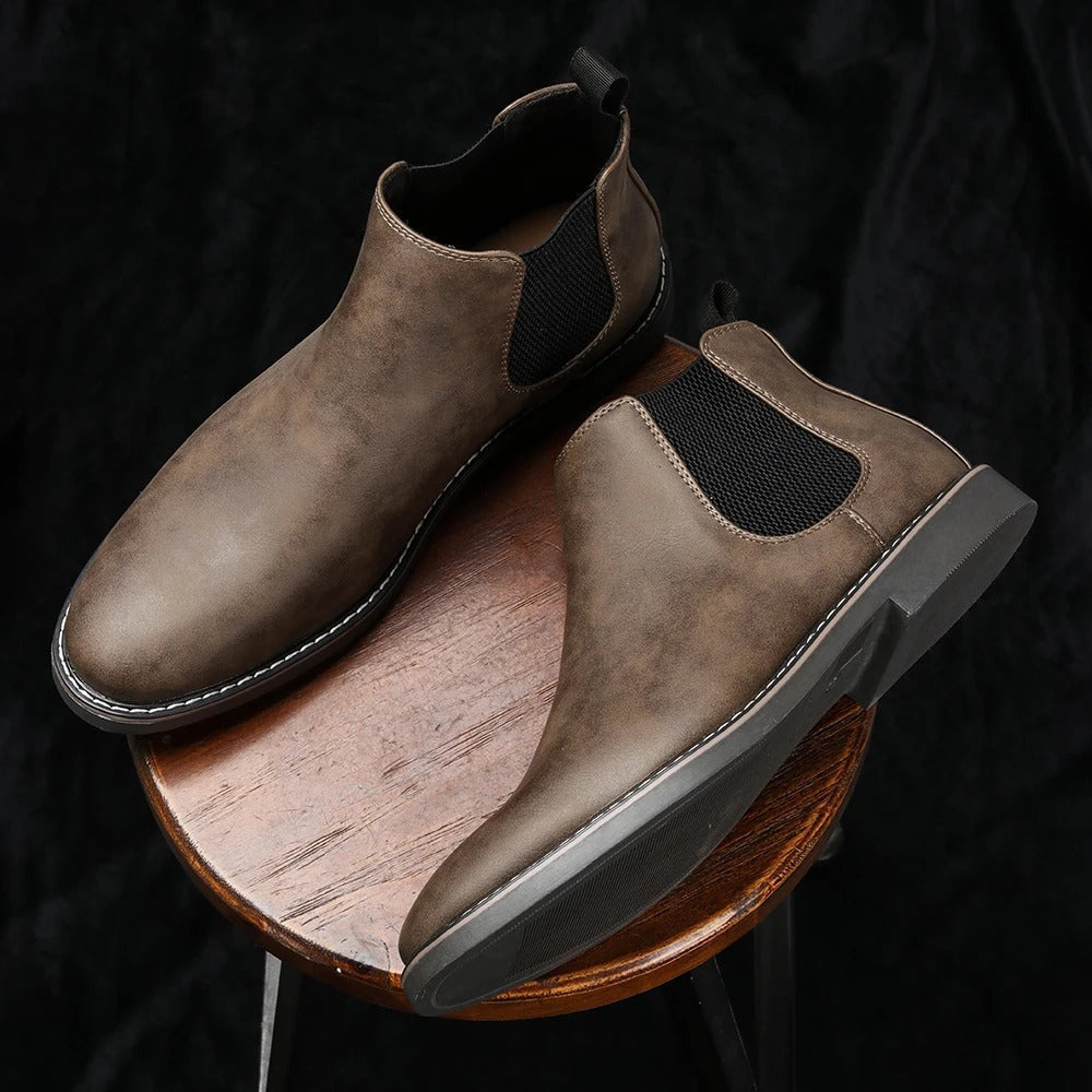 Chelsea Boots with Elastic Panels and Pull Tabs for Men
