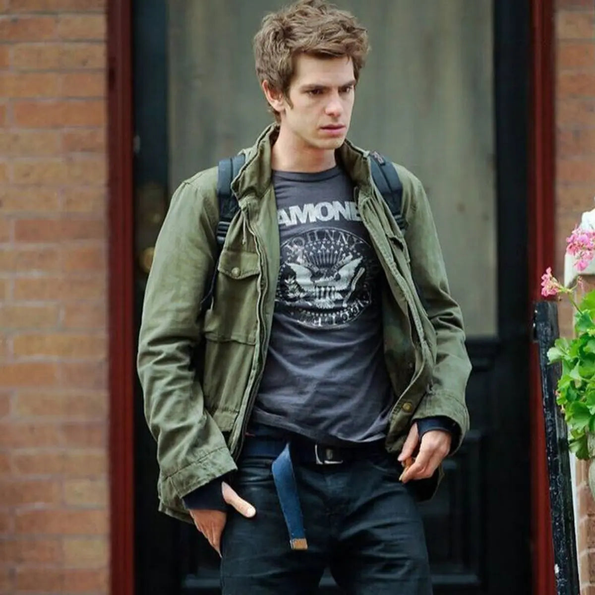 Field Jacket with Cargo Pockets and Drawstring for Mens