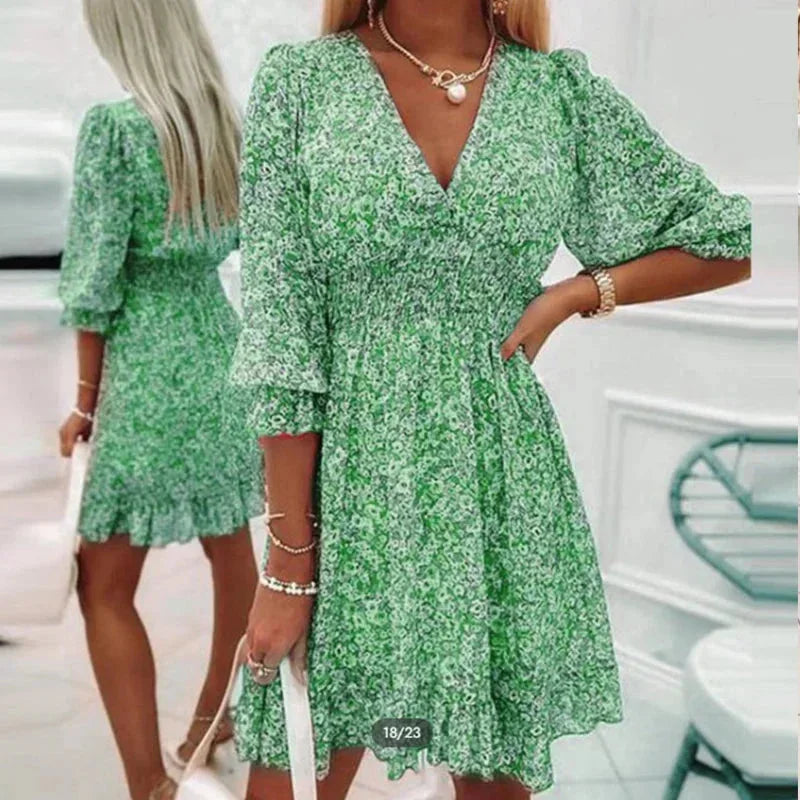 Floral Women's Mini dress with V-neck and flared sleeves