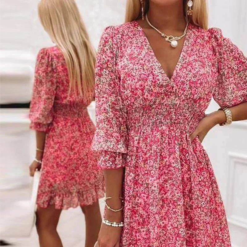 Floral Women's Mini dress with V-neck and flared sleeves