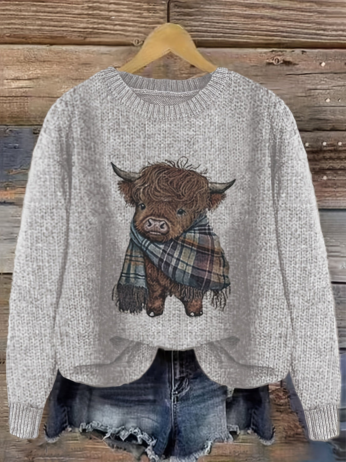 Jumper with Highland Cow Motif and Crew Neck for Womens
