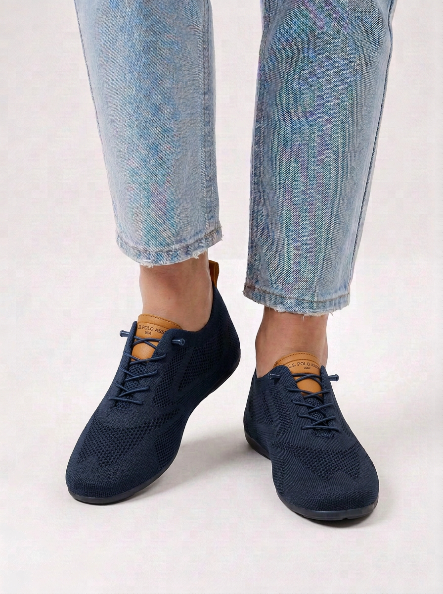 Knit Trainers with Breathable Mesh and Laces for Mens