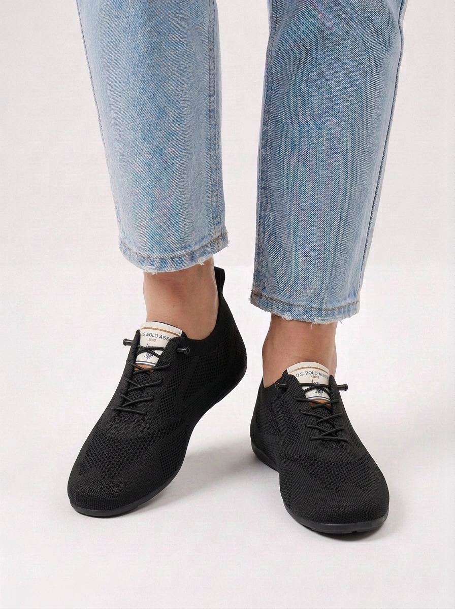 Knit Trainers with Breathable Mesh and Laces for Mens