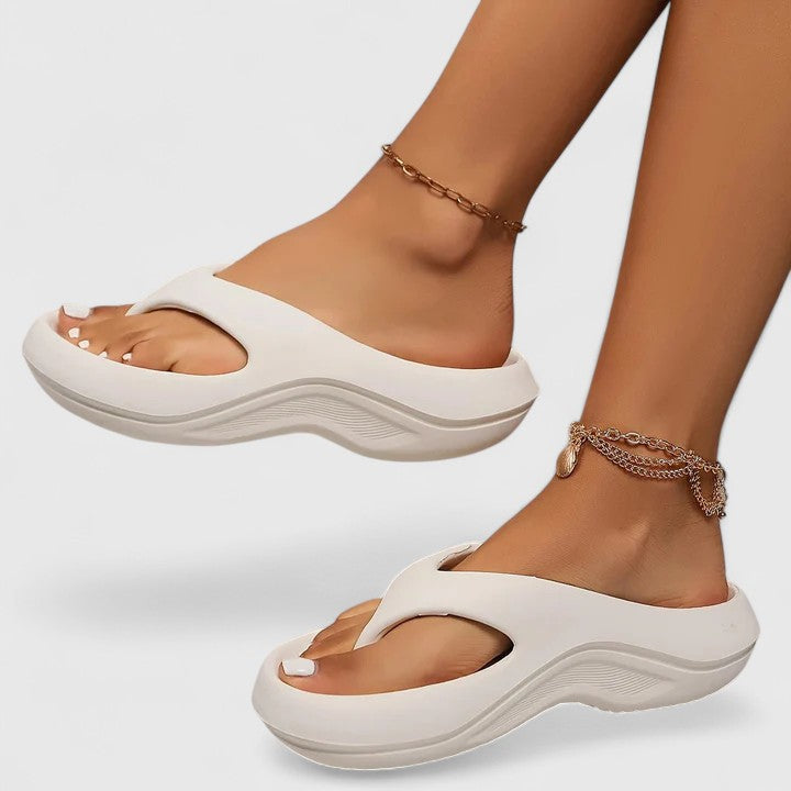 Sandals with Toe-Post Strap for Men and Women