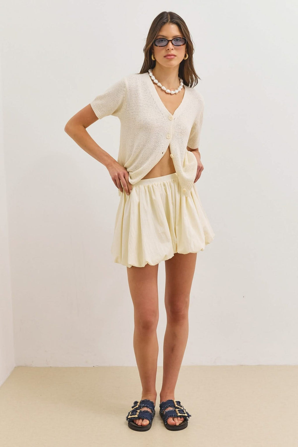 Textured Knit Cropped Cardigan with V-Neckline for Women