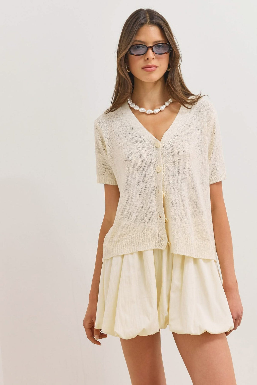 Textured Knit Cropped Cardigan with V-Neckline for Women