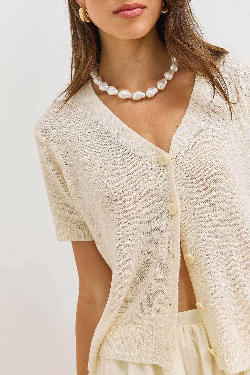 Textured Knit Cropped Cardigan with V-Neckline for Women